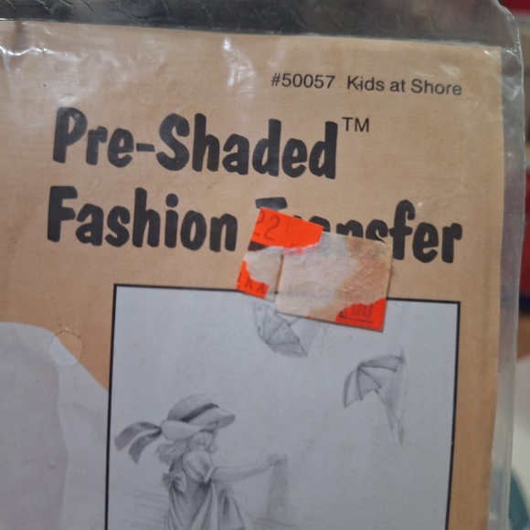 New 1990 DIZZLE Pre-Shaded Kids At The Shore 14" X 17" Sheet Hot Iron #50057 - Picture 8 of 8